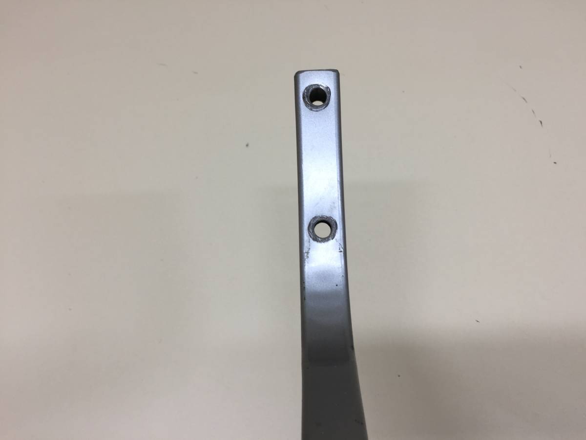 Петля крышки багажника Nissan Almera (N16) 2000-2006