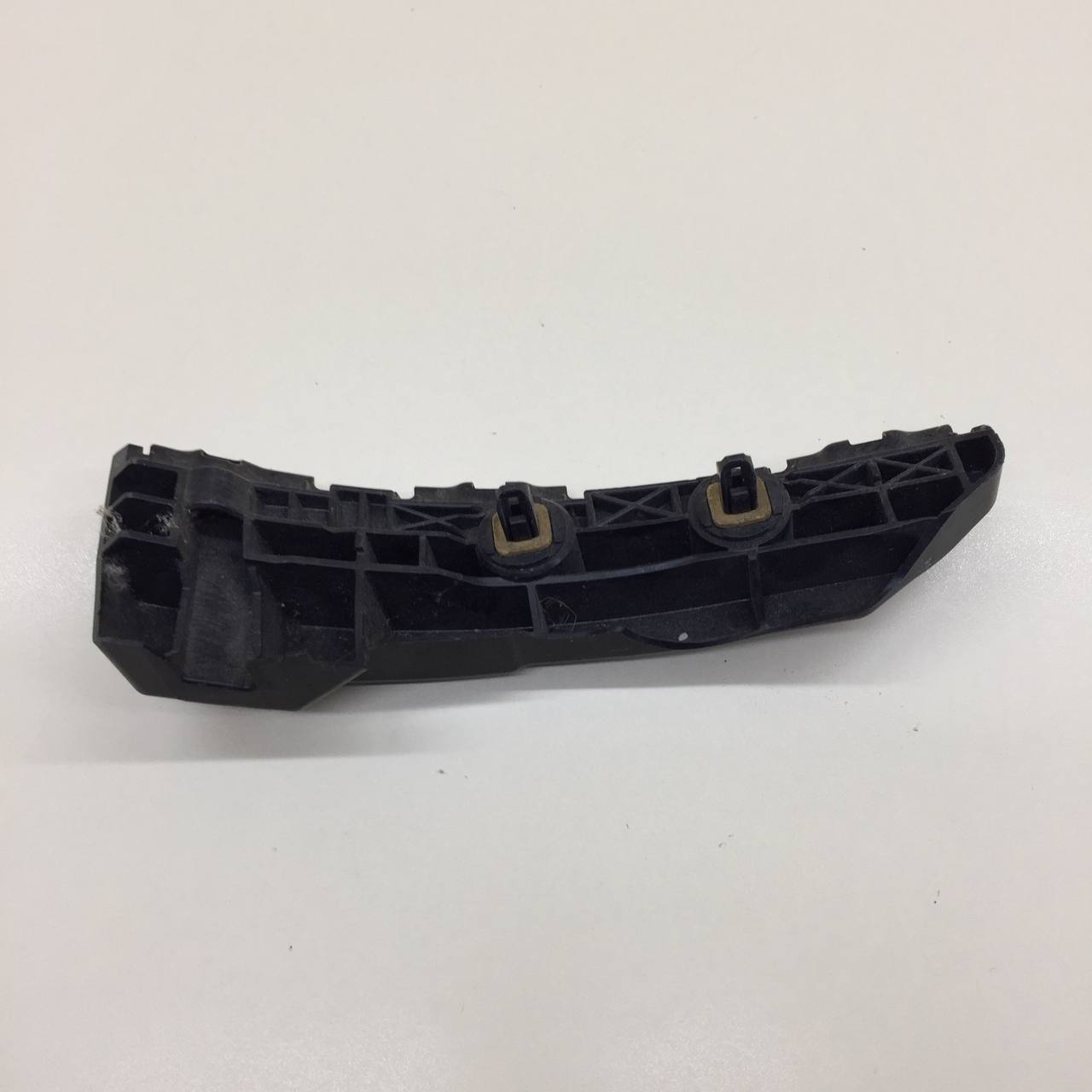 Кронштейн заднего бампера левый Toyota Rav 4 (A30) 2006-2013