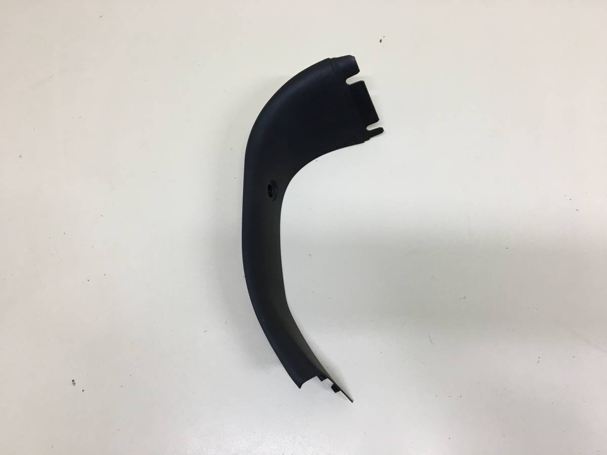 Обшивка крышки багажника BMW 1-series E87/E81 2004-2011