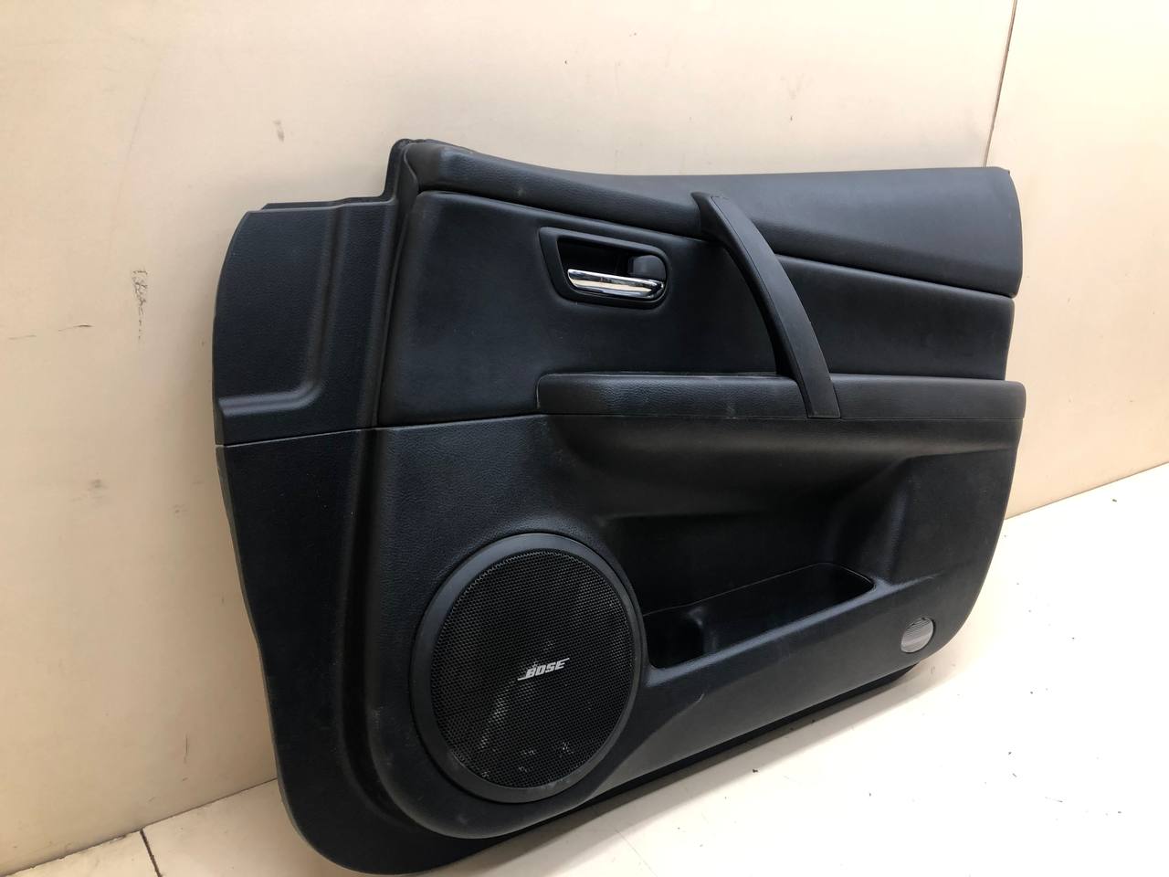 Обшивка двери передней правой Mazda Mazda 6 (GH) 2007-2012