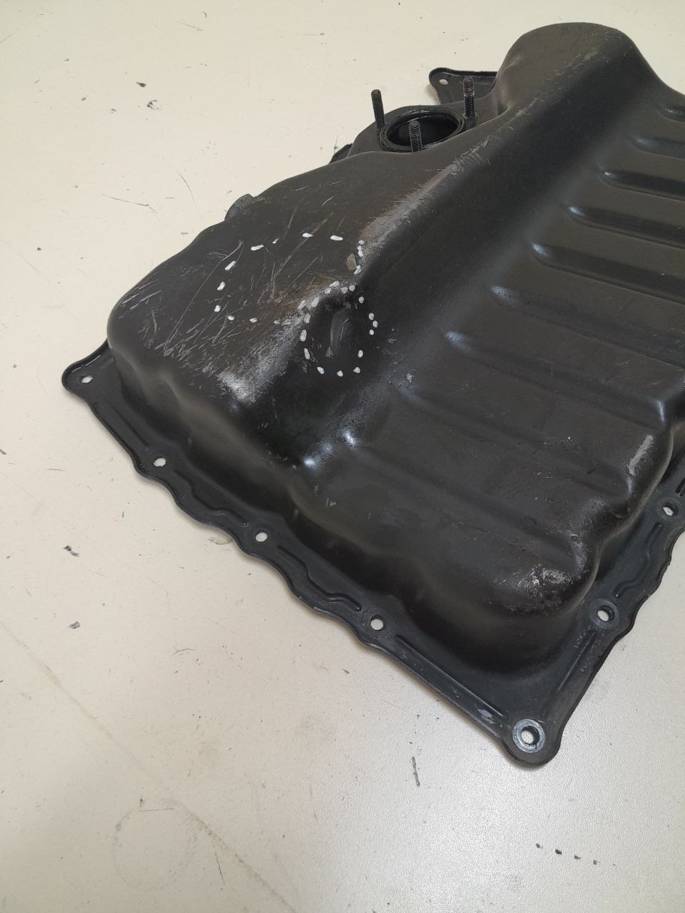 Поддон масляный двигателя Skoda Octavia (A5 1Z-) 2004-2013