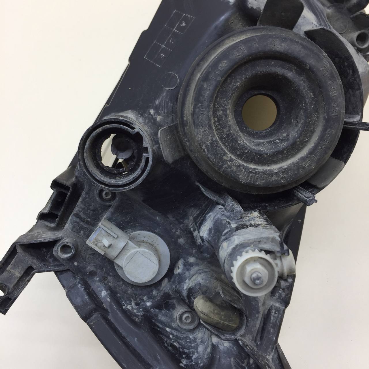 Фара правая Lada Granta 2011>