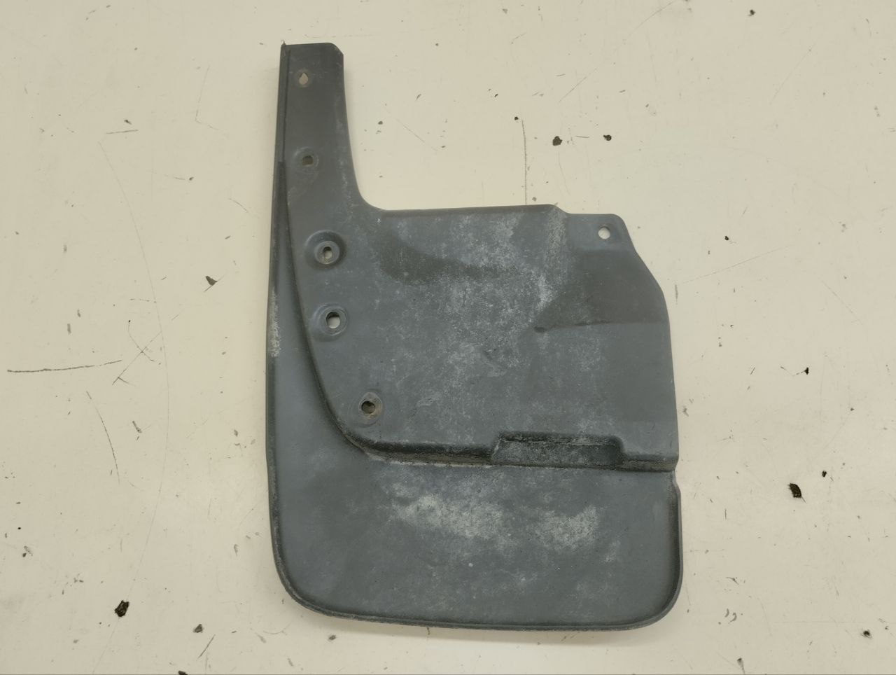 Брызговик передний правый Toyota Land Cruiser Prado (J150) 2009-2022