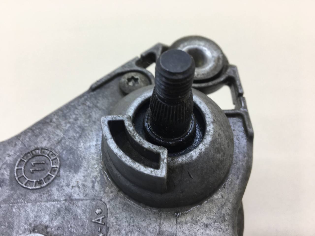 Моторчик стеклоочистителя передний Ford Focus 3 2011>