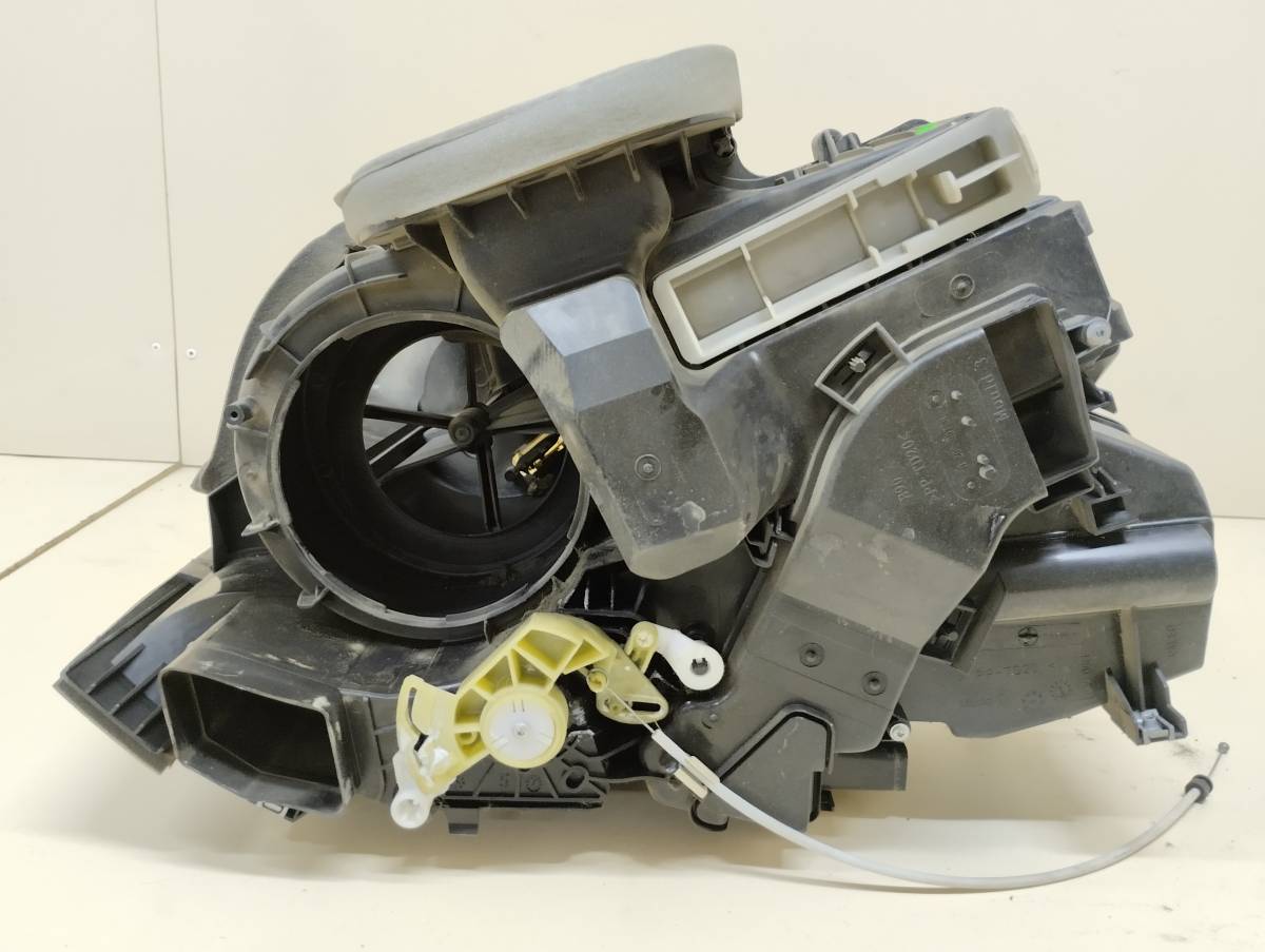 Корпус отопителя Renault Sandero 2009-2014