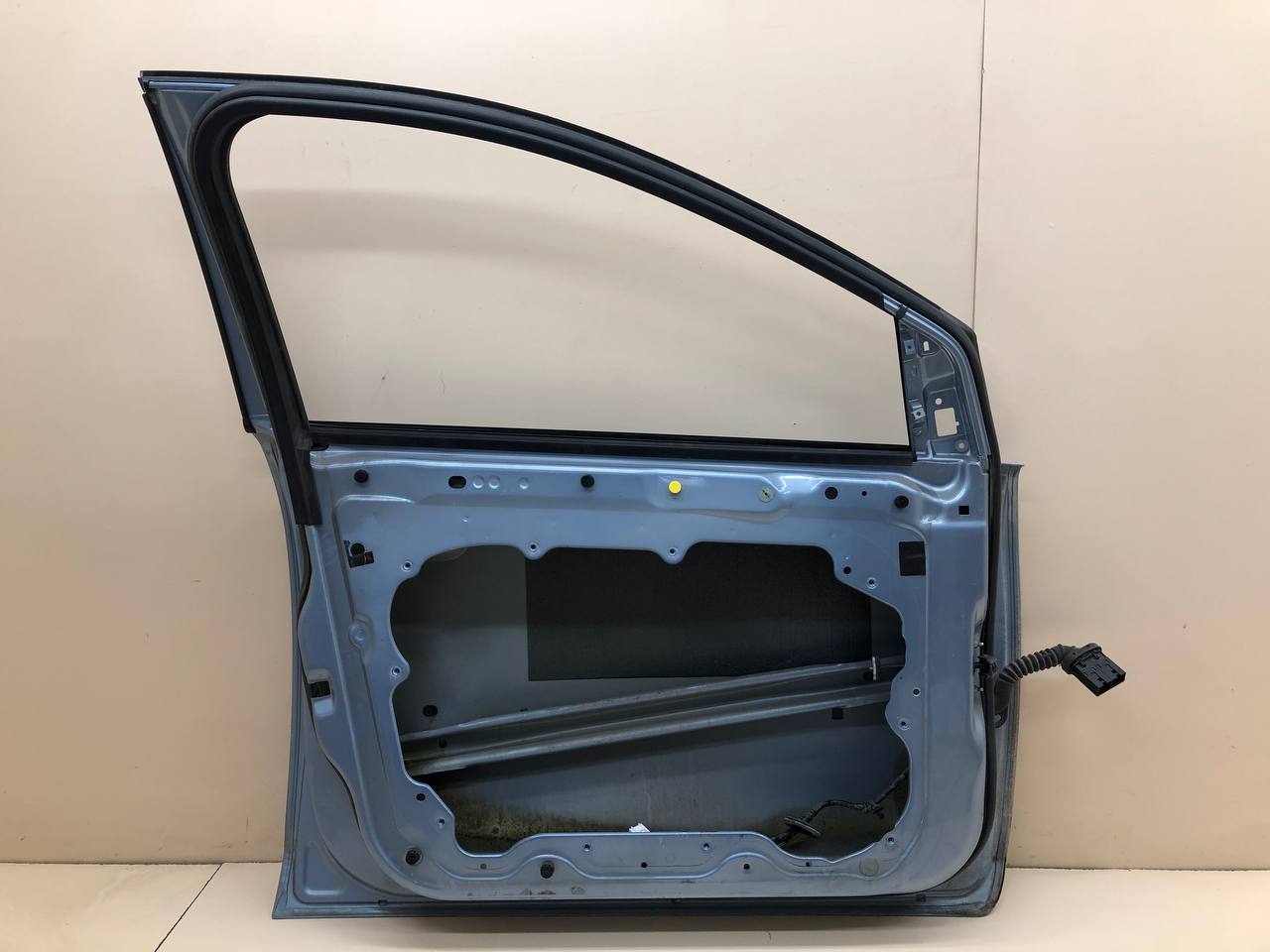 Дверь передняя левая Ford Focus 2 (DA) 2005-2008