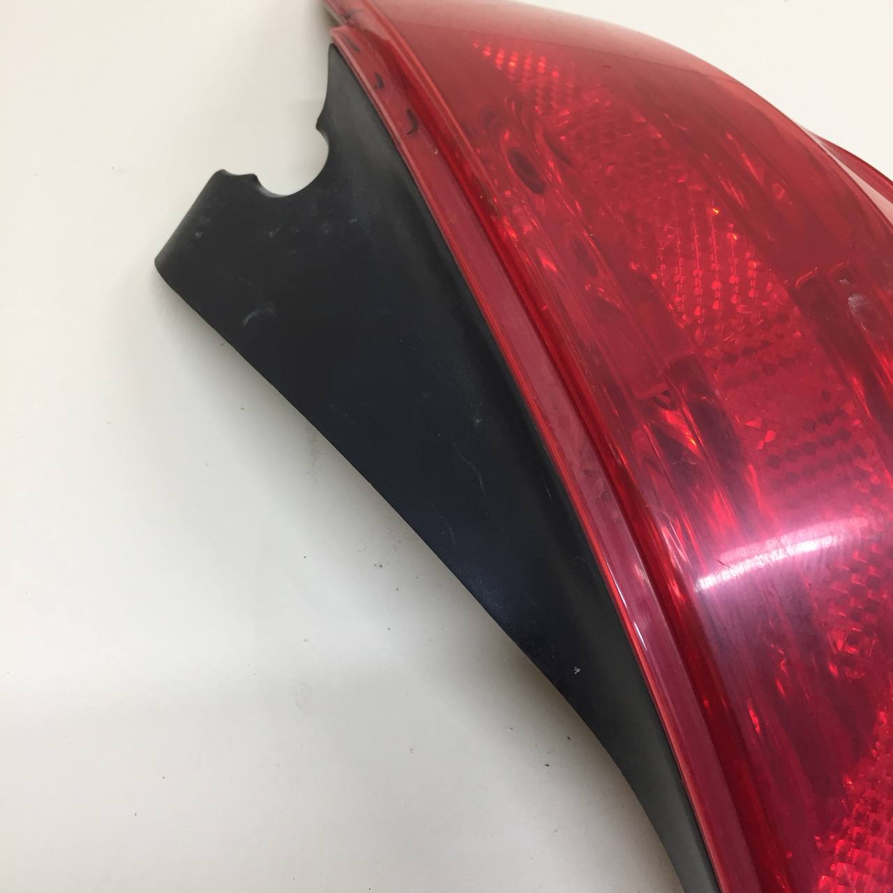 Фонарь задний правый Peugeot 308 2007>