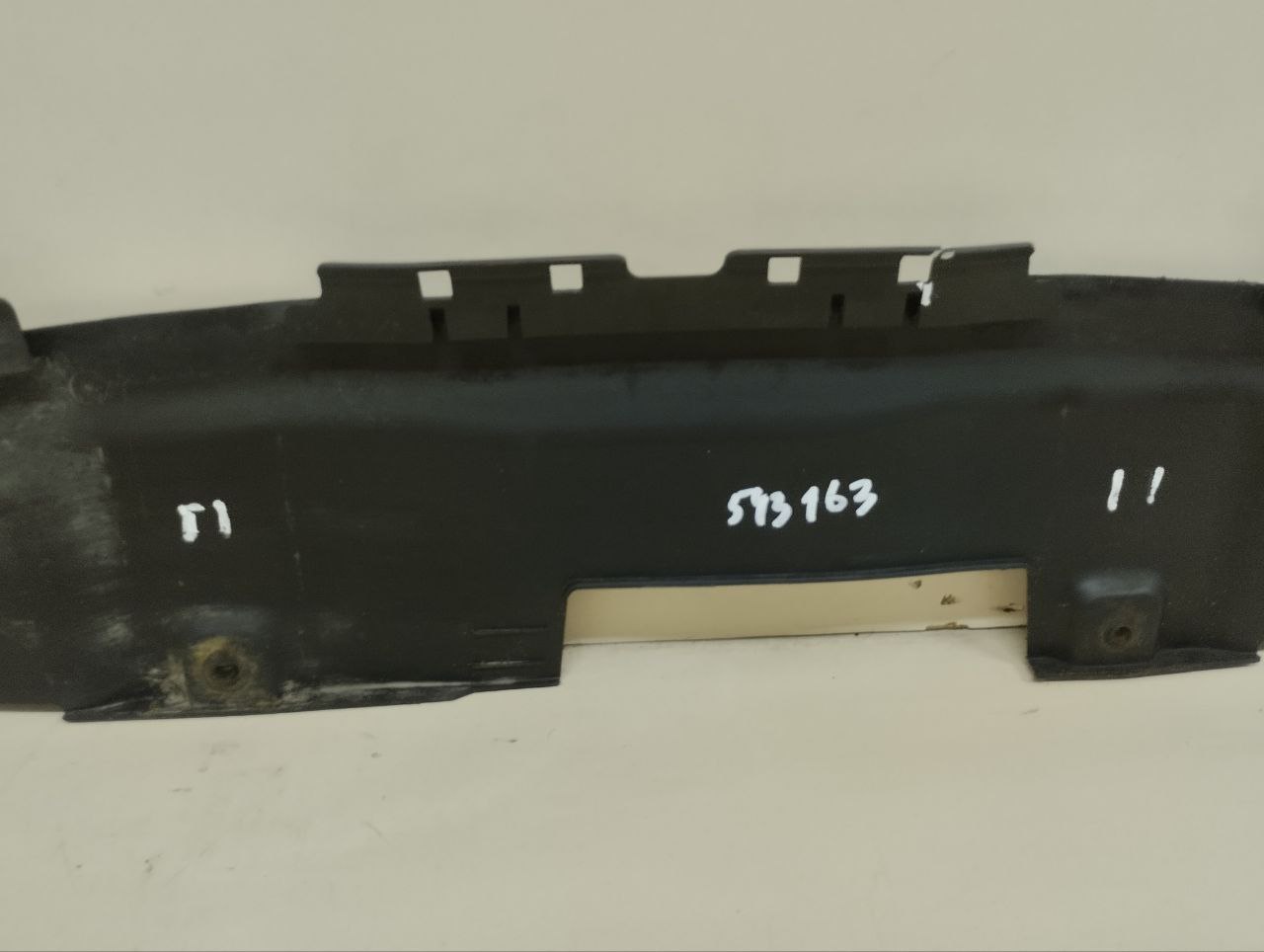 Кожух замка капота Hyundai Solaris (RB) 2010-2017