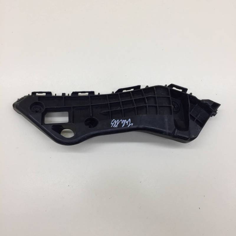 Кронштейн переднего бампера левый Toyota Rav 4 (XA40) 2013-2019