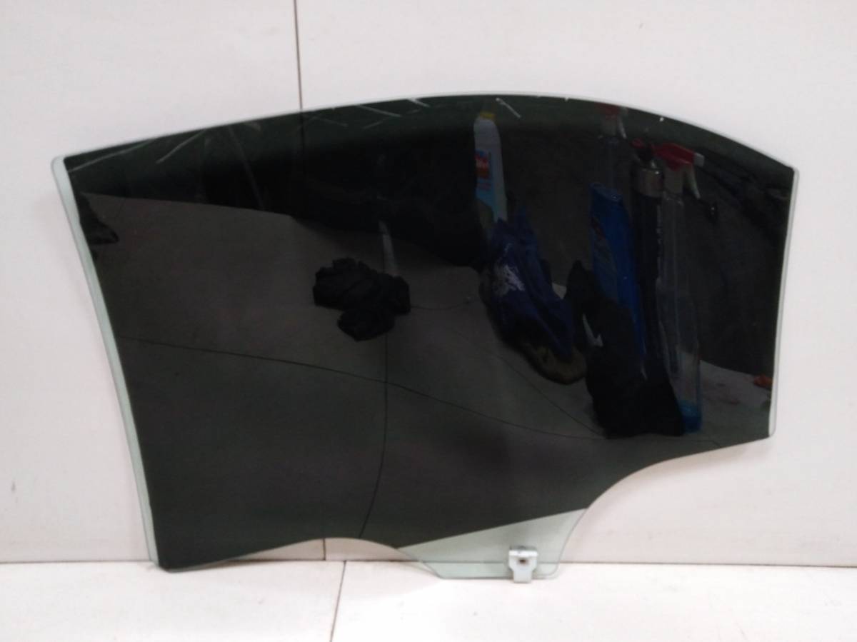 Стекло двери задней правой Mazda Mazda 6 (GG) 2002-2007