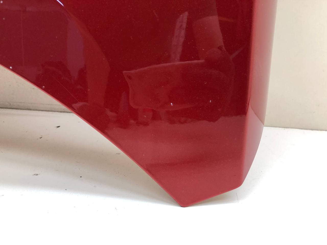 Капот Lada Vesta 2015>