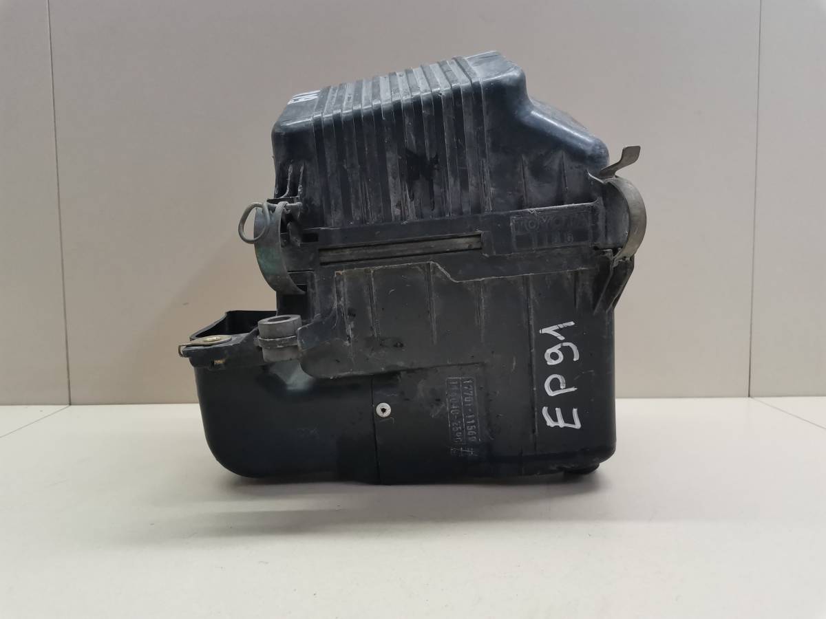 Корпус воздушного фильтра Toyota Corsa (L50) 1994-1999 Корпус воздушного фильтра Toyota Corsa (L50) 1994-1999