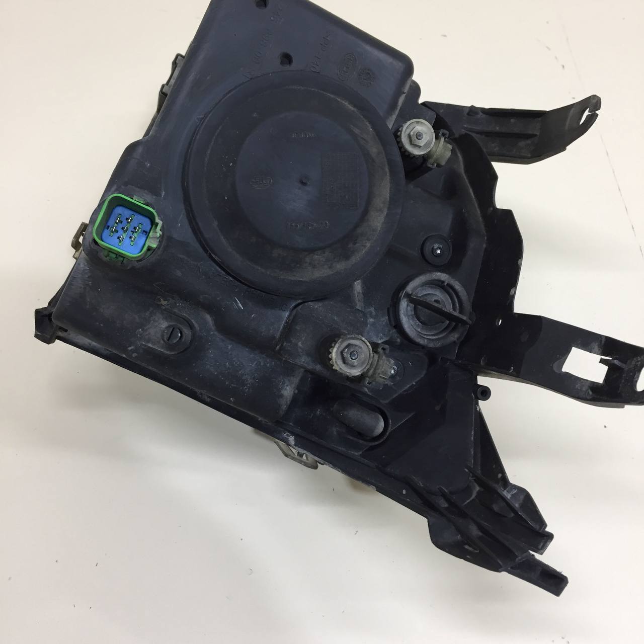 Фара правая Ford Fusion (JU) 2002-2012 Фара правая Ford Fusion (JU) 2002-2012