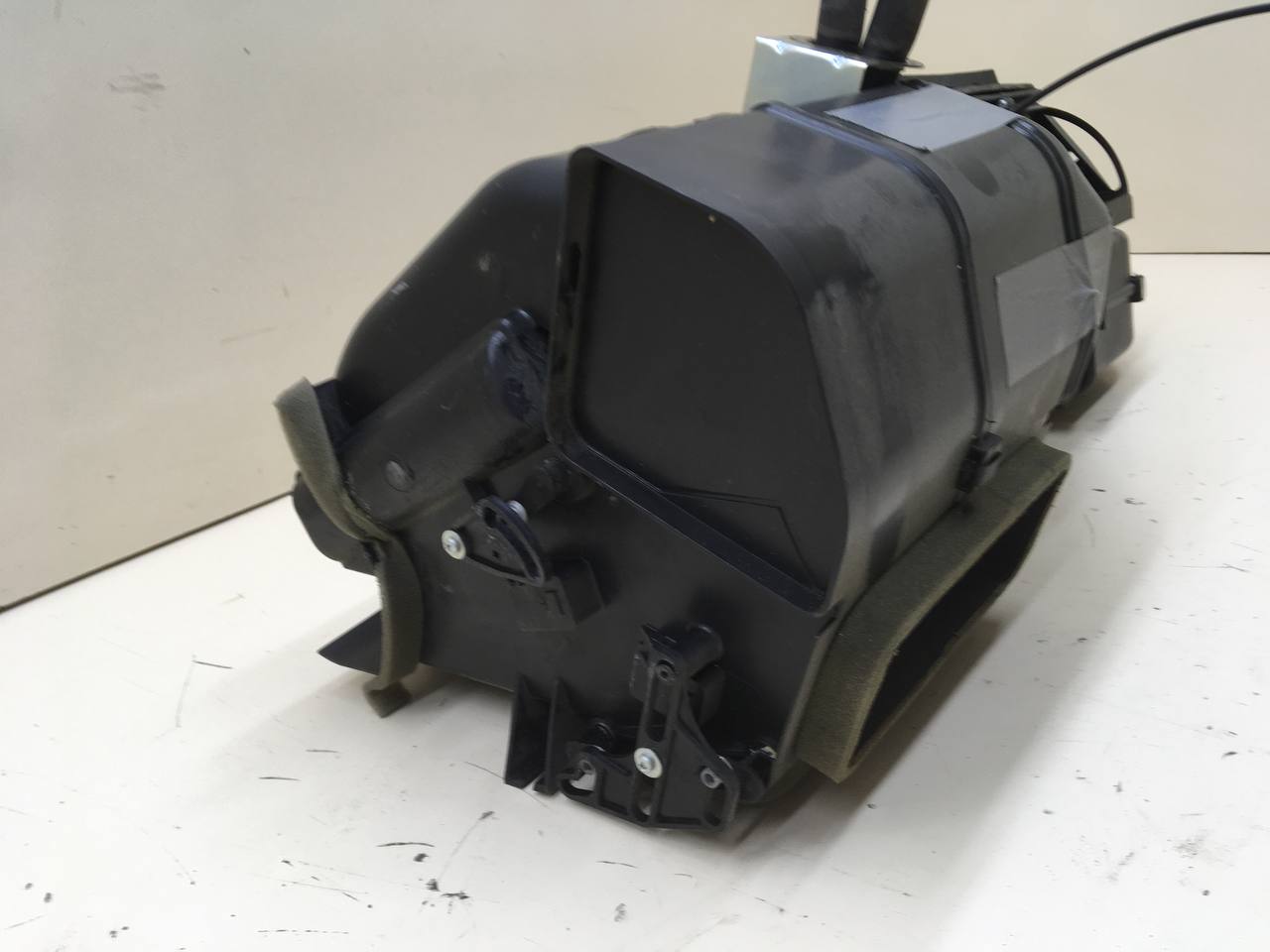 Корпус отопителя Chevrolet Niva 2009-2020