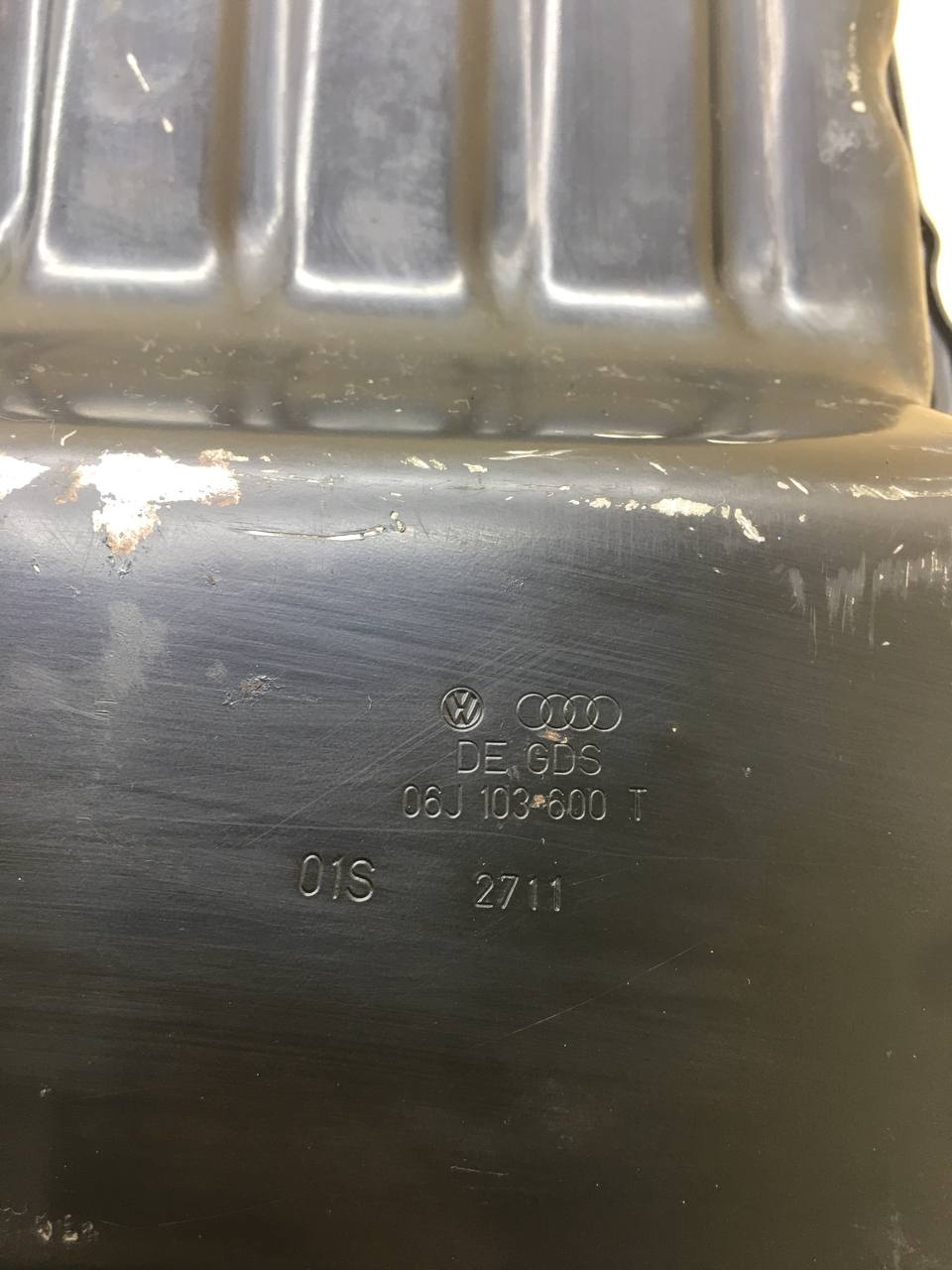 Поддон масляный двигателя Volkswagen Passat B7 2011-2015 Поддон масляный двигателя Volkswagen Passat B7 2011-2015