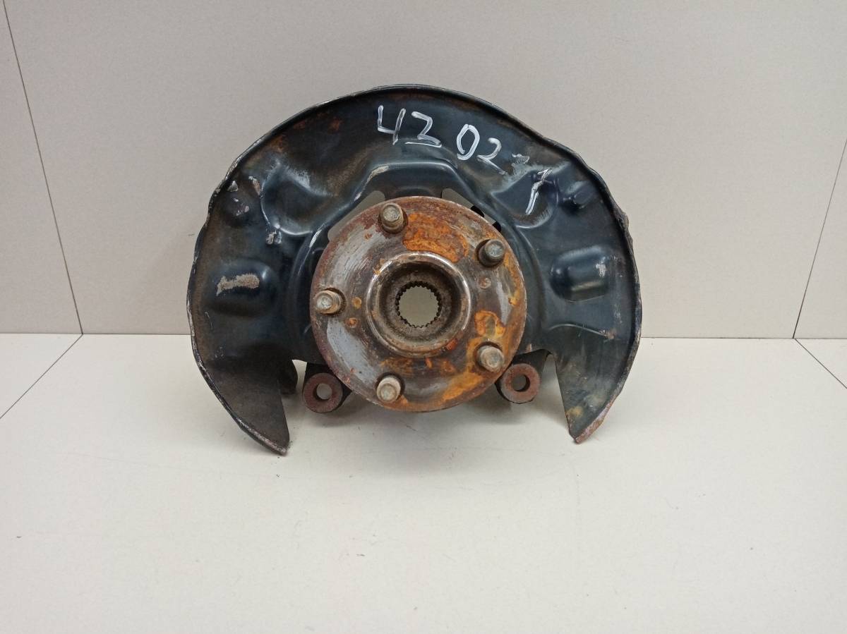 Кулак поворотный передний правый Toyota Allion (T240) 2001-2007 Кулак поворотный передний правый Toyota Allion (T240) 2001-2007