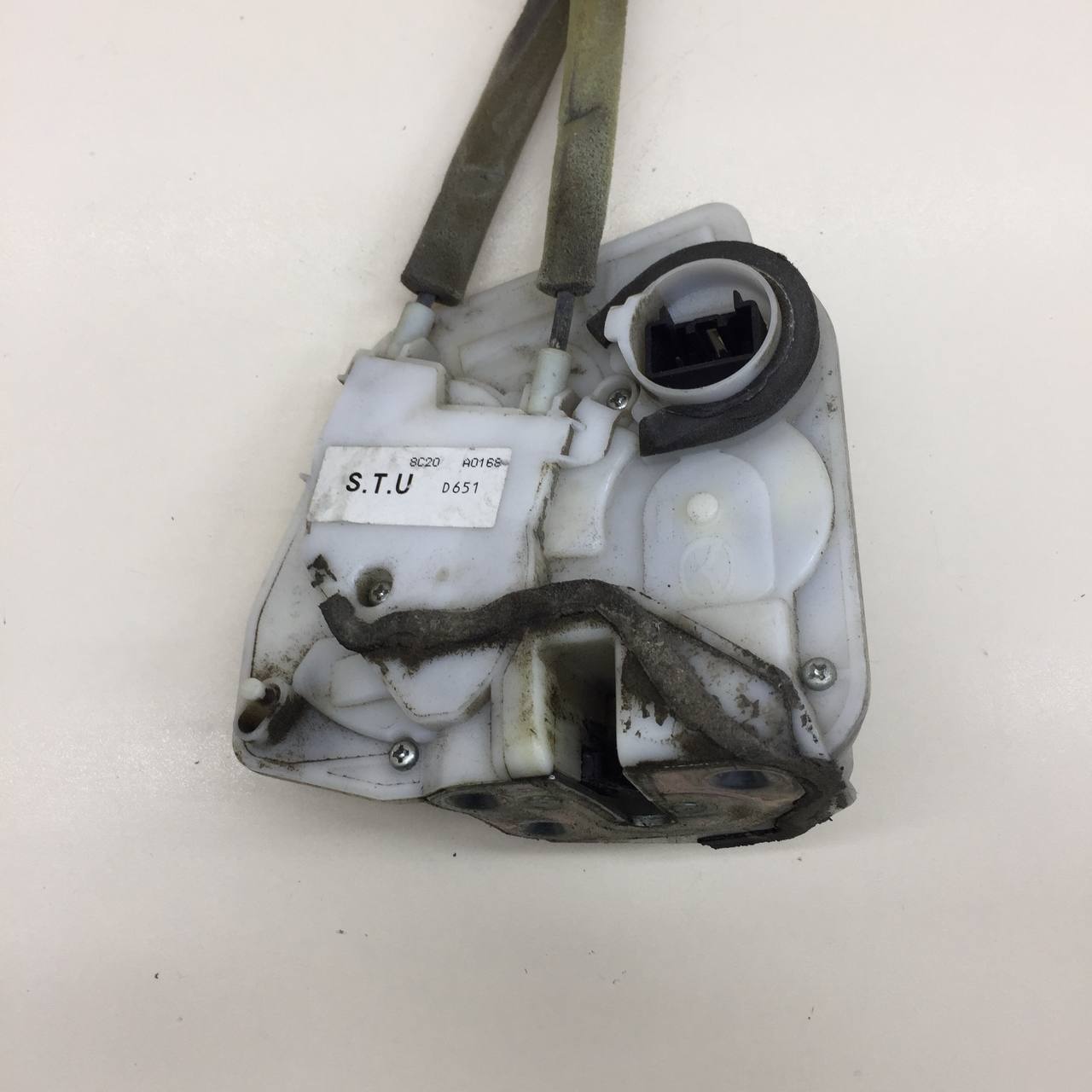 Замок двери задней правой Mazda Mazda 2 (DE) 2007-2014
