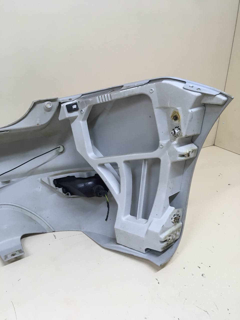 Бампер задний Ford Focus 2 (DB) 2008-2011 Бампер задний Ford Focus 2 (DB) 2008-2011