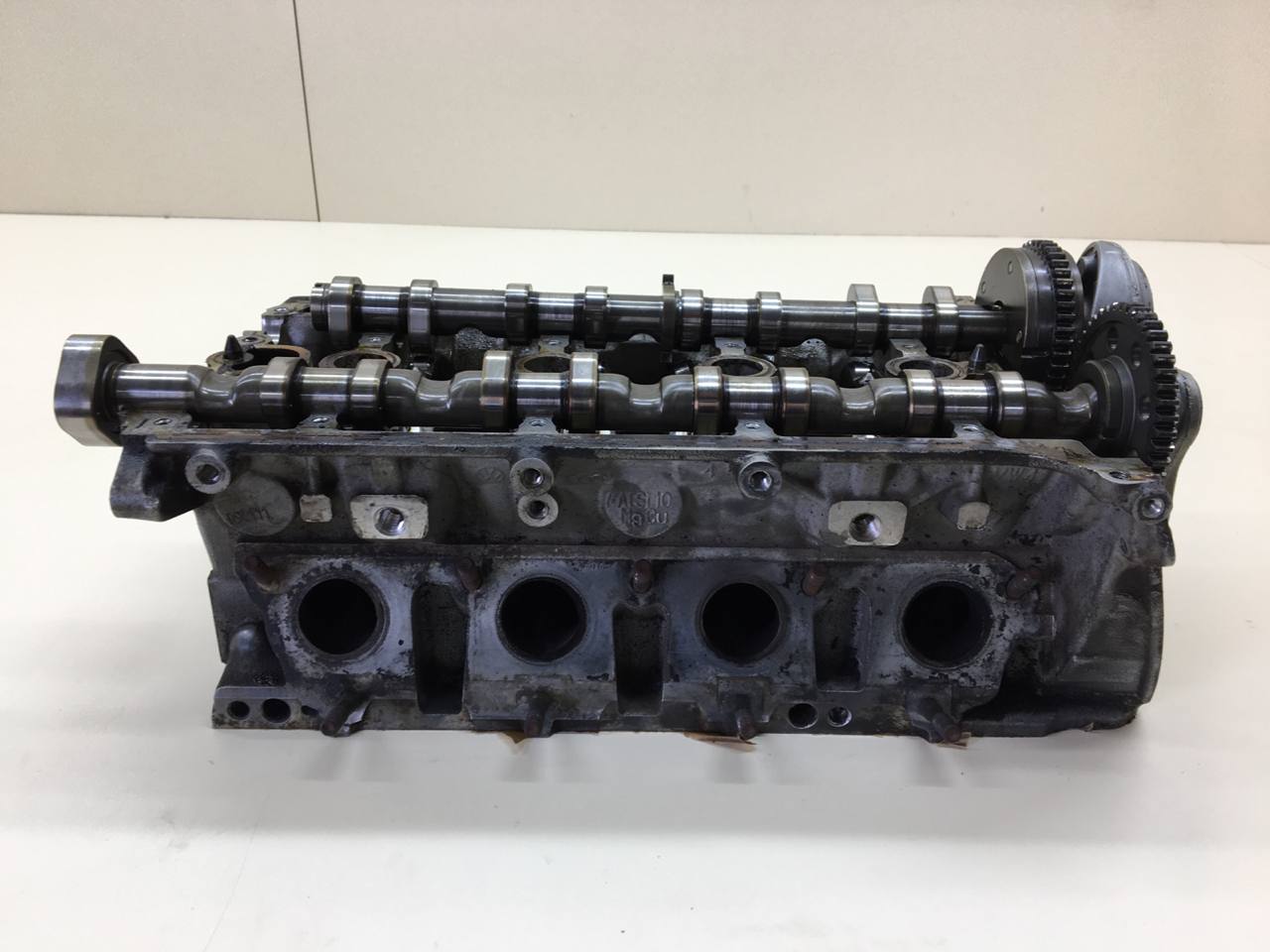 Головка блока цилиндров Volkswagen Passat B7 2011-2015 Головка блока цилиндров Volkswagen Passat B7 2011-2015