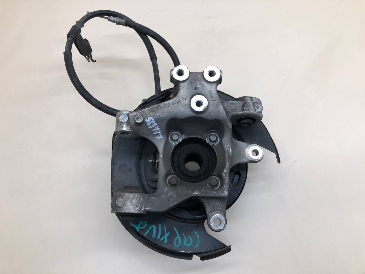 Кулак поворотный задний правый Chevrolet Captiva (C100) 2006-2011