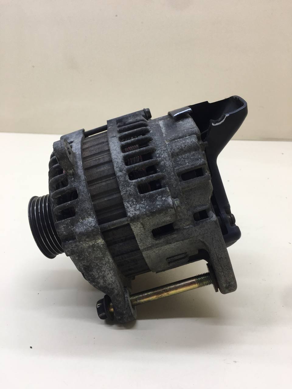 Генератор Nissan Micra (K12) 2002-2010 Генератор Nissan Micra (K12) 2002-2010