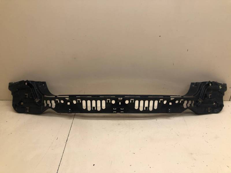 Кронштейн заднего бампера BMW 7-Series F01,F02  2008-2015