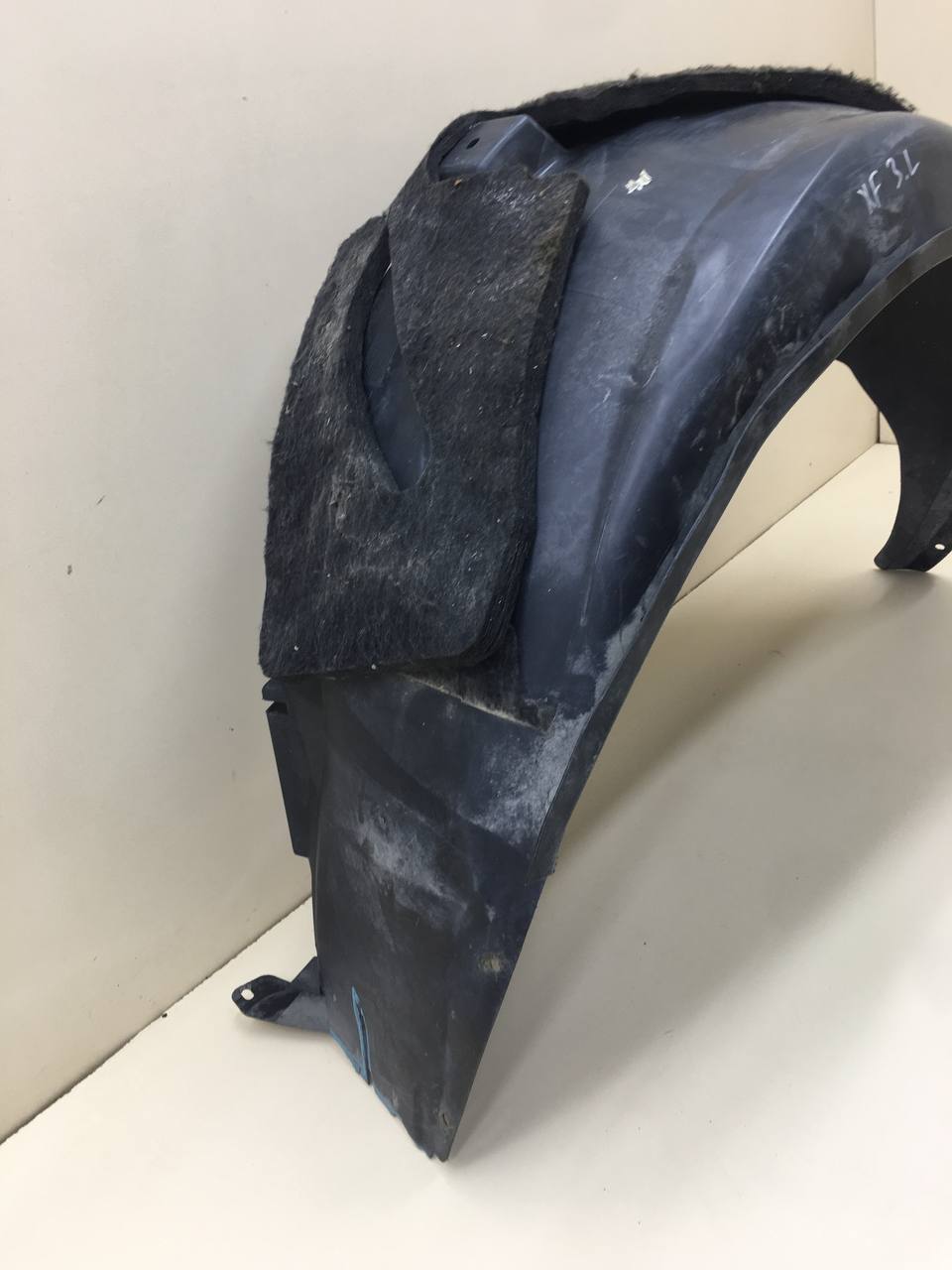 Локер задний левый Jaguar XF 2007-2015