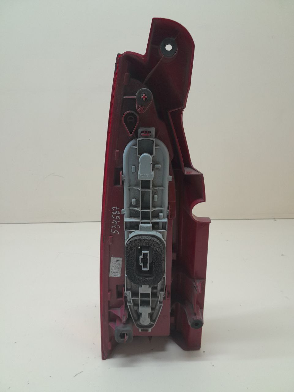 Фонарь задний правый Citroen Berlingo (NEW) (B9) 2008>