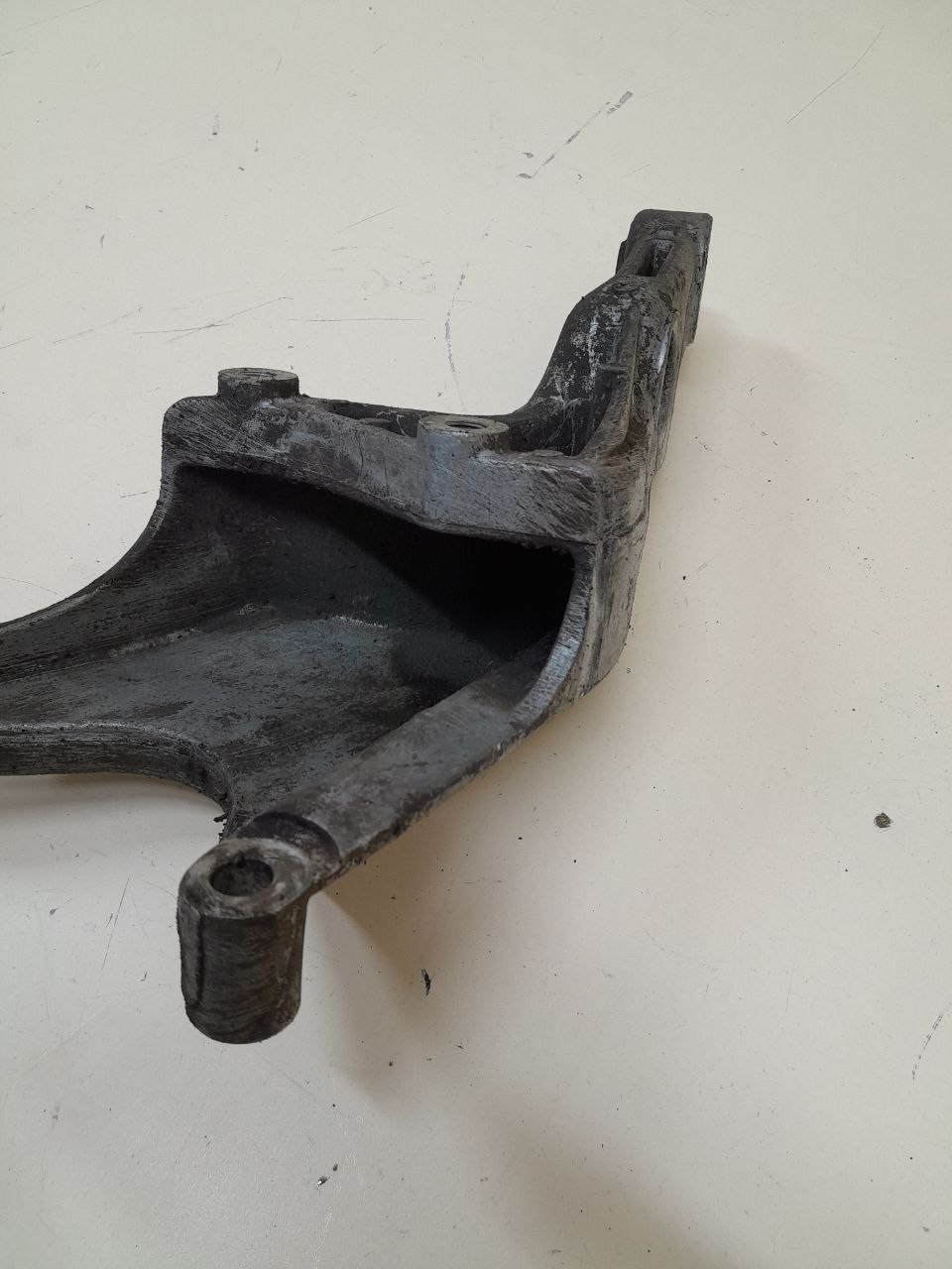 Кронштейн КПП Fiat Albea 2002-2012 Кронштейн КПП Fiat Albea 2002-2012