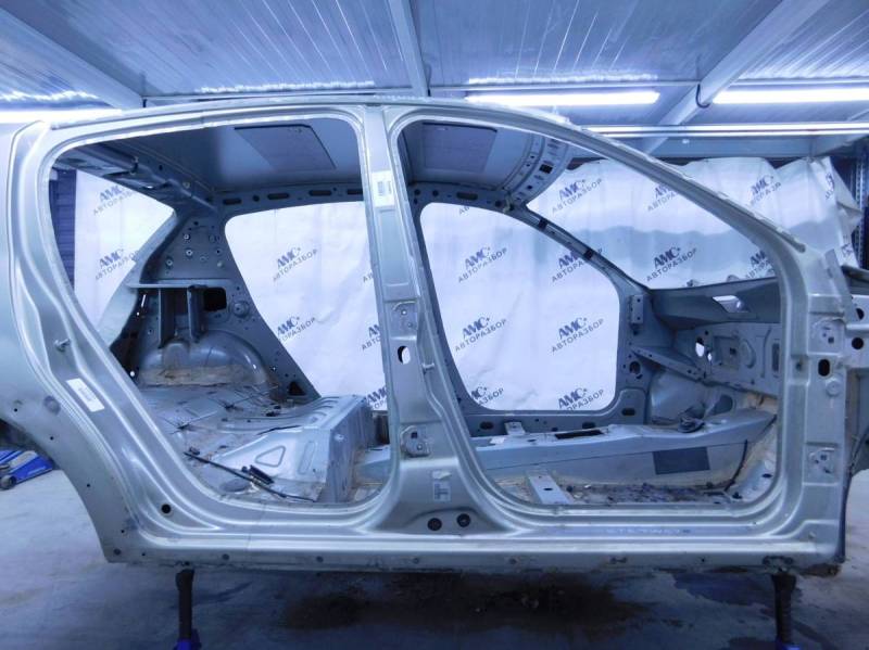 Порог со стойкой правый Renault Sandero 2009-2014