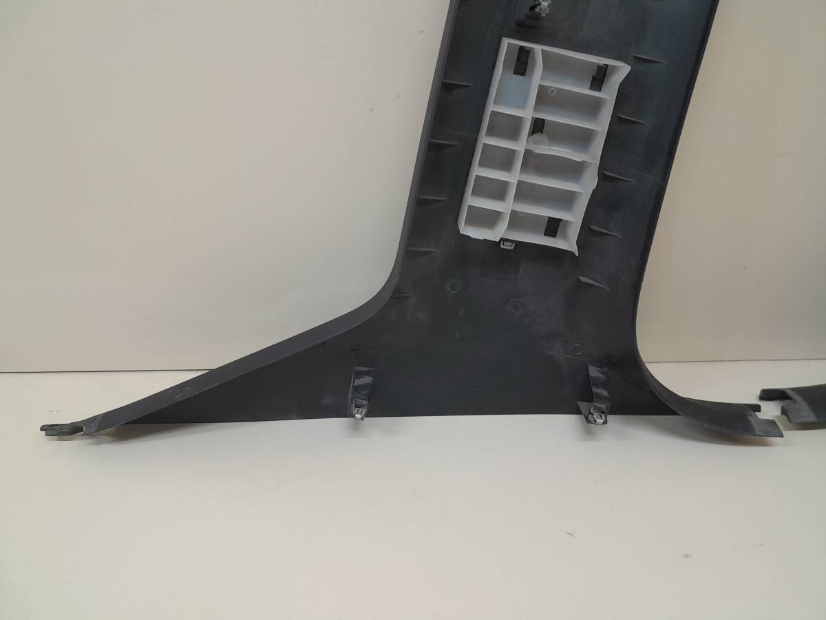 Обшивка стойки Peugeot 308 2007>