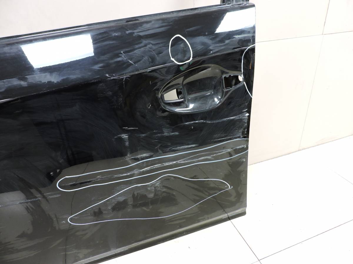 Дверь передняя левая Toyota Prius (W30) 2009-2016