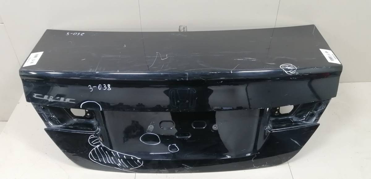 Крышка багажника Honda Civic 4D 2012>