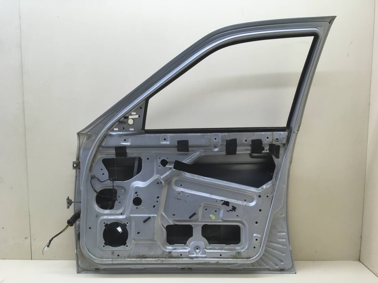 Дверь передняя правая Lada Priora 2007-2018