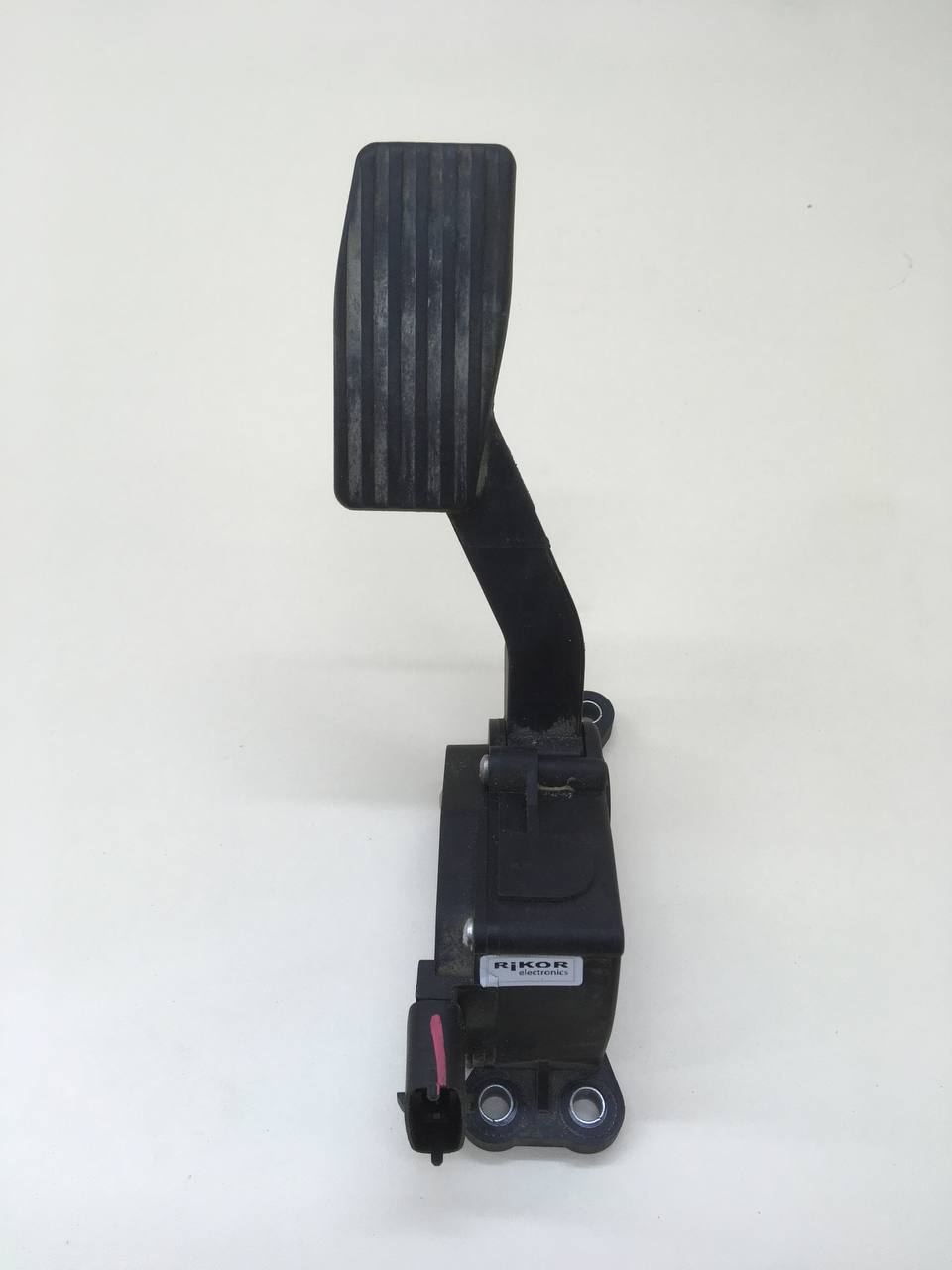Педаль газа Chevrolet Niva 2009-2020