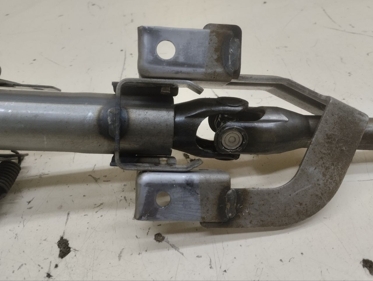 Колонка рулевая Mitsubishi Lancer 9 (CS/Classic) 2000-2011 Колонка рулевая Mitsubishi Lancer 9 (CS/Classic) 2000-2011