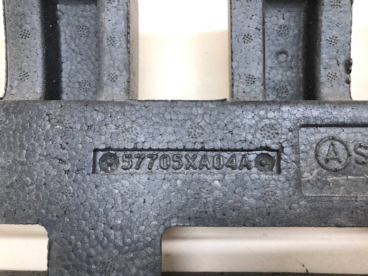 Наполнитель заднего бампера Subaru B9 Tribeca (WX/W10) 2004-2008