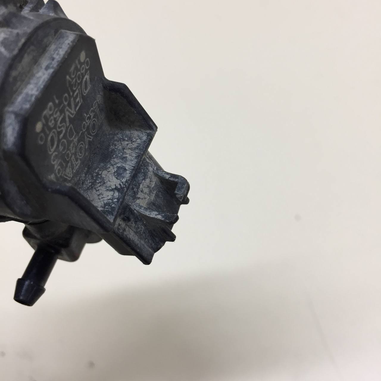 Насос омывателя Toyota Rav 4 (XA40) 2013-2019 Насос омывателя Toyota Rav 4 (XA40) 2013-2019