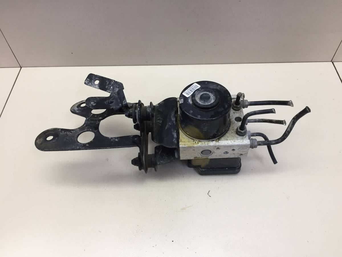 Блок ABS (насос) Volkswagen Jetta (A5) 2006-2011