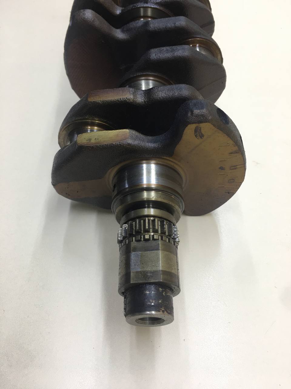 Коленвал Nissan Almera (N16) 2000-2006 Коленвал Nissan Almera (N16) 2000-2006