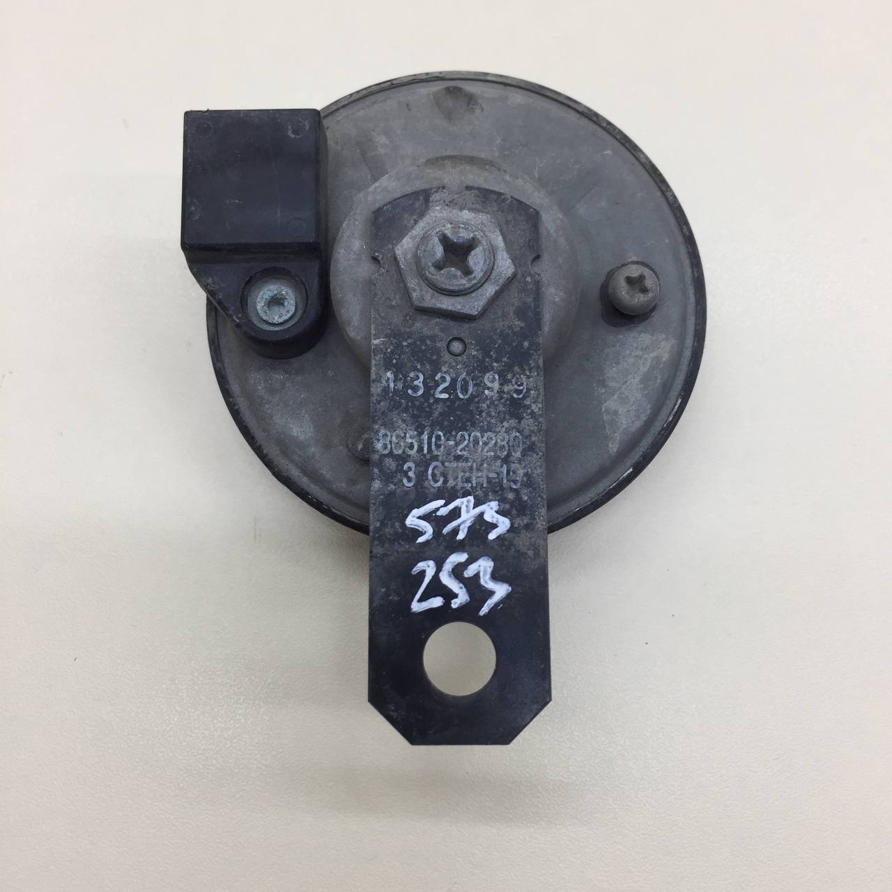 Сигнал звуковой Toyota Rav 4 (XA40) 2013-2019 Сигнал звуковой Toyota Rav 4 (XA40) 2013-2019