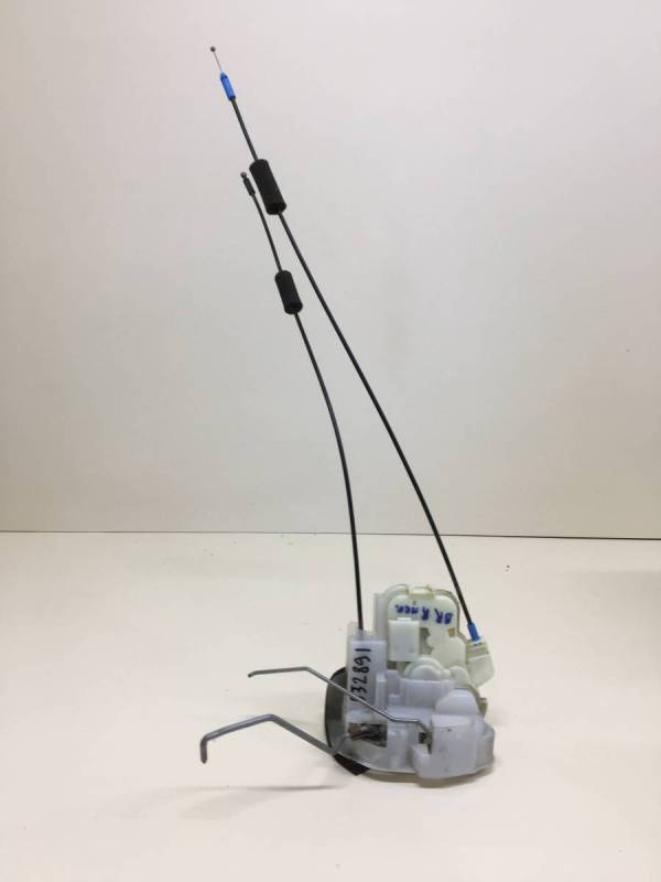 Замок двери передней правой Subaru Legacy Outback (B14) 2010-2014