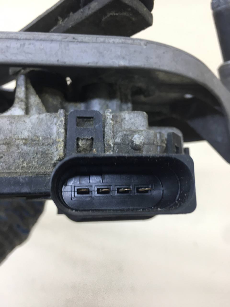 Трапеция стеклоочистителей Ford Mondeo 4 2007-2015