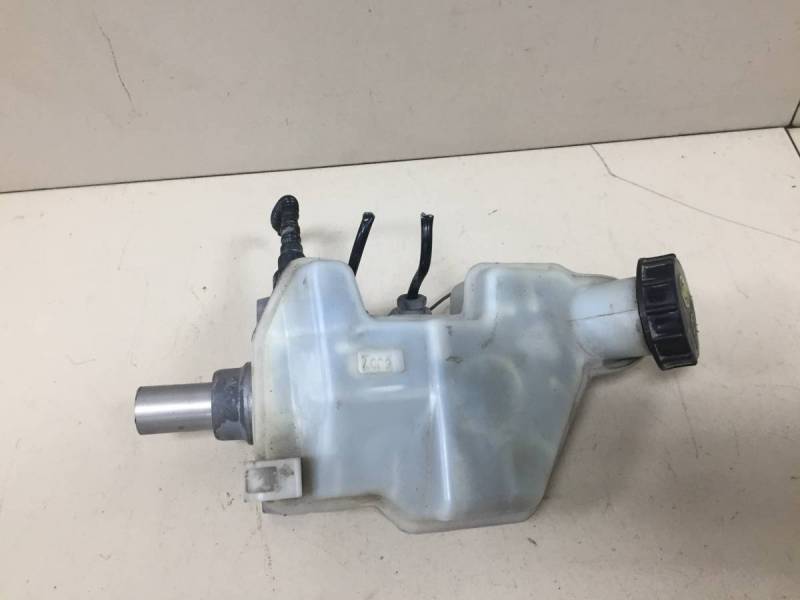 Цилиндр тормозной главный Ford Fusion (JU) 2002-2012