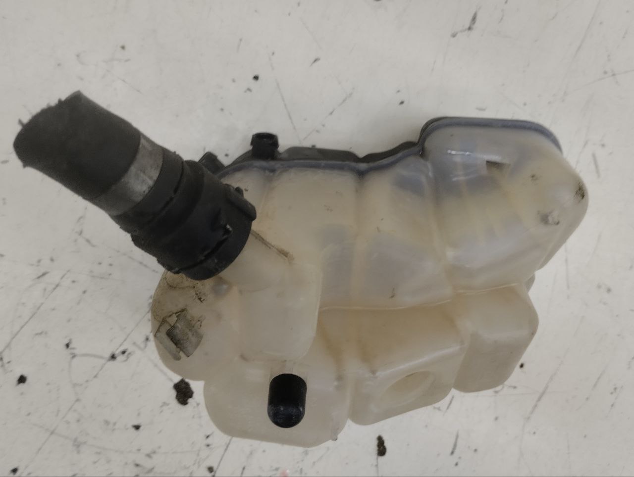 Бачок расширительный Ford Mondeo 4 2007-2015 Бачок расширительный Ford Mondeo 4 2007-2015