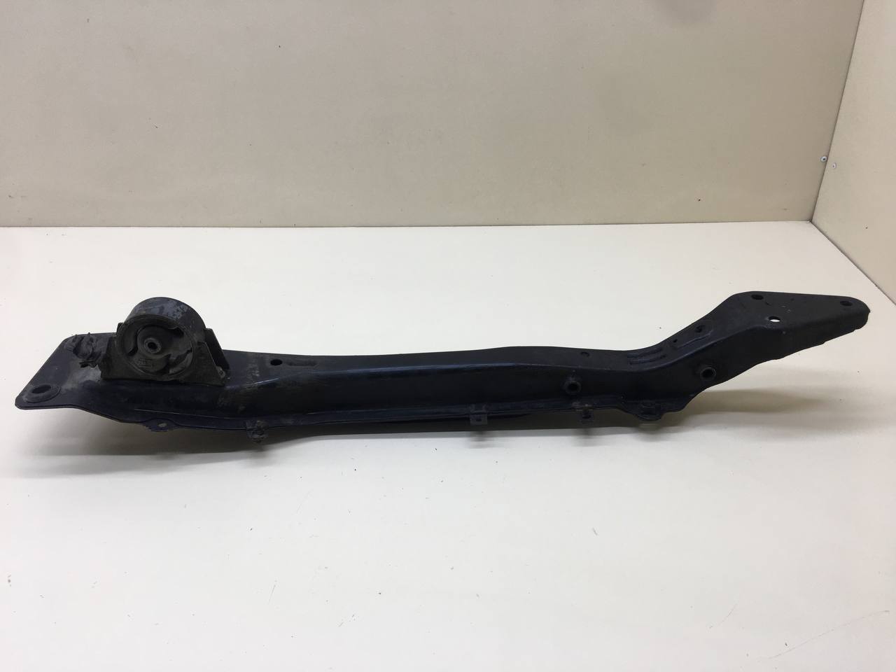 Балка передняя продольная Nissan Primera (P12) 2002-2007