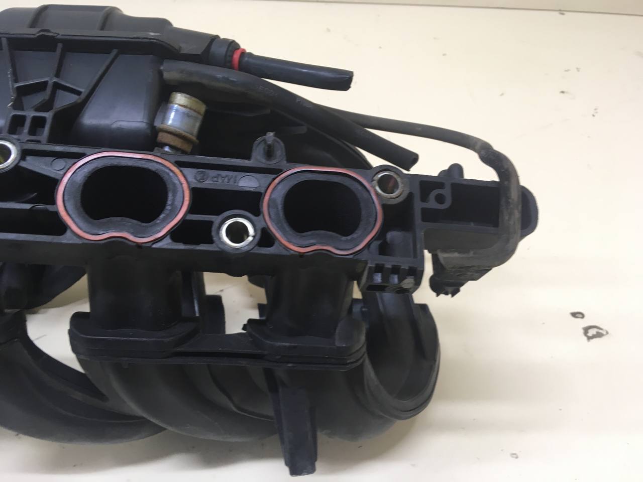 Коллектор впускной Ford Fusion (JU) 2002-2012 Коллектор впускной Ford Fusion (JU) 2002-2012