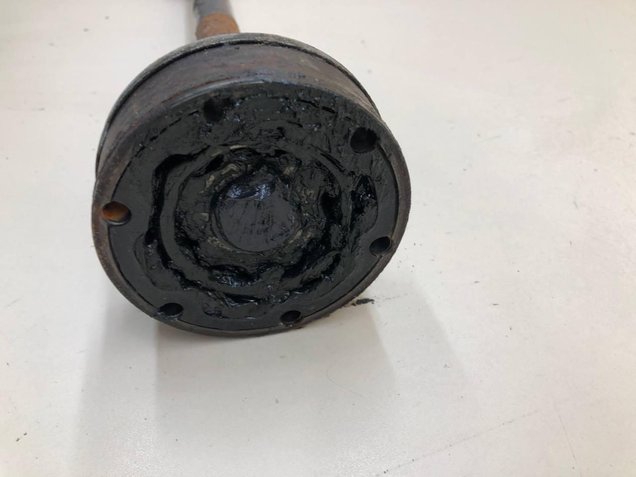 Полуось задняя правая Volkswagen Tiguan (5N1) 2007-2011