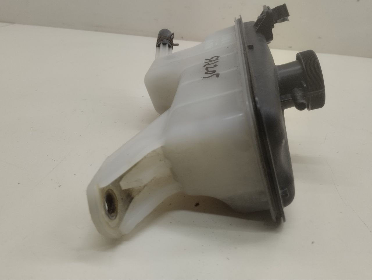 Бачок расширительный Toyota Rav 4 (A30) 2006-2013 Бачок расширительный Toyota Rav 4 (A30) 2006-2013