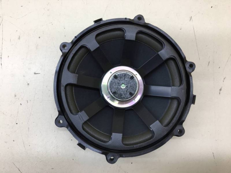 Сабвуфер Land Rover Range Rover Sport 2005-2012 Сабвуфер Land Rover Range Rover Sport 2005-2012